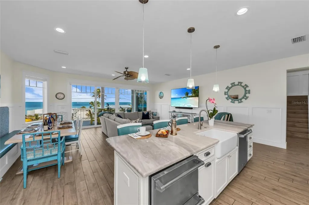 303 S Bay Boulevard Anna Maria FL 34216