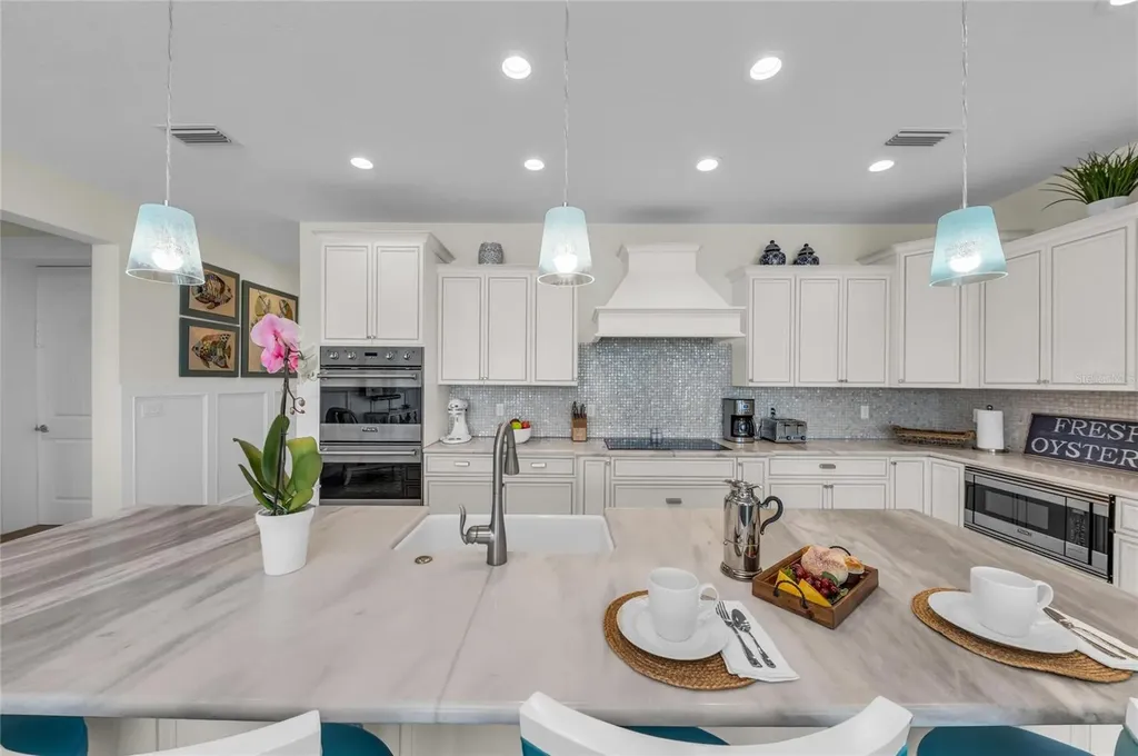 303 S Bay Boulevard Anna Maria FL 34216