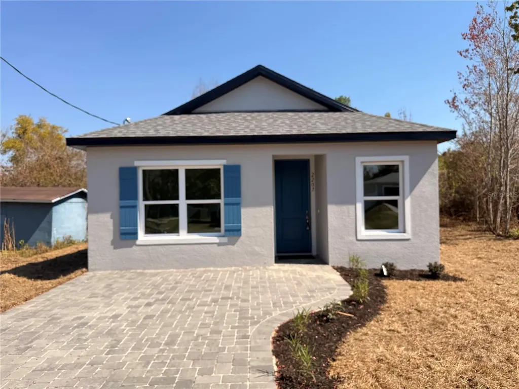 2207 Mccarthy Avenue Sanford FL 32771