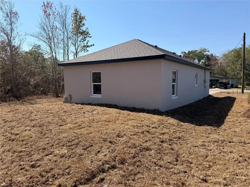 2207 Mccarthy Avenue Sanford FL 32771