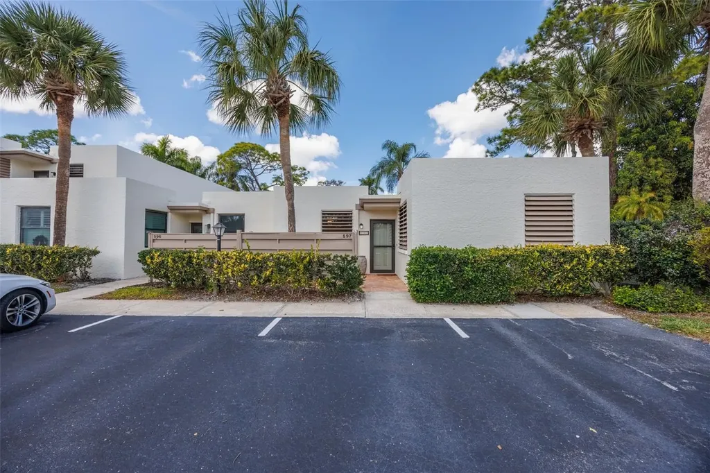 597 Lakeside Drive Bradenton FL 34210