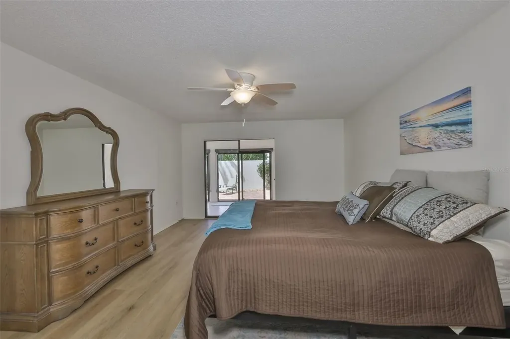 597 Lakeside Drive Bradenton FL 34210