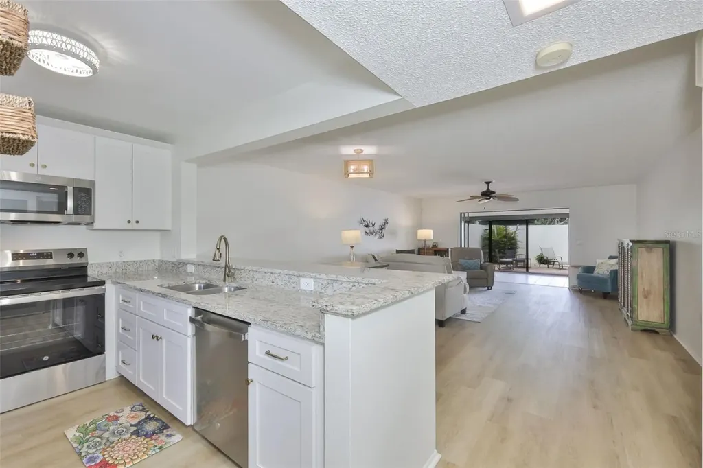 597 Lakeside Drive Bradenton FL 34210
