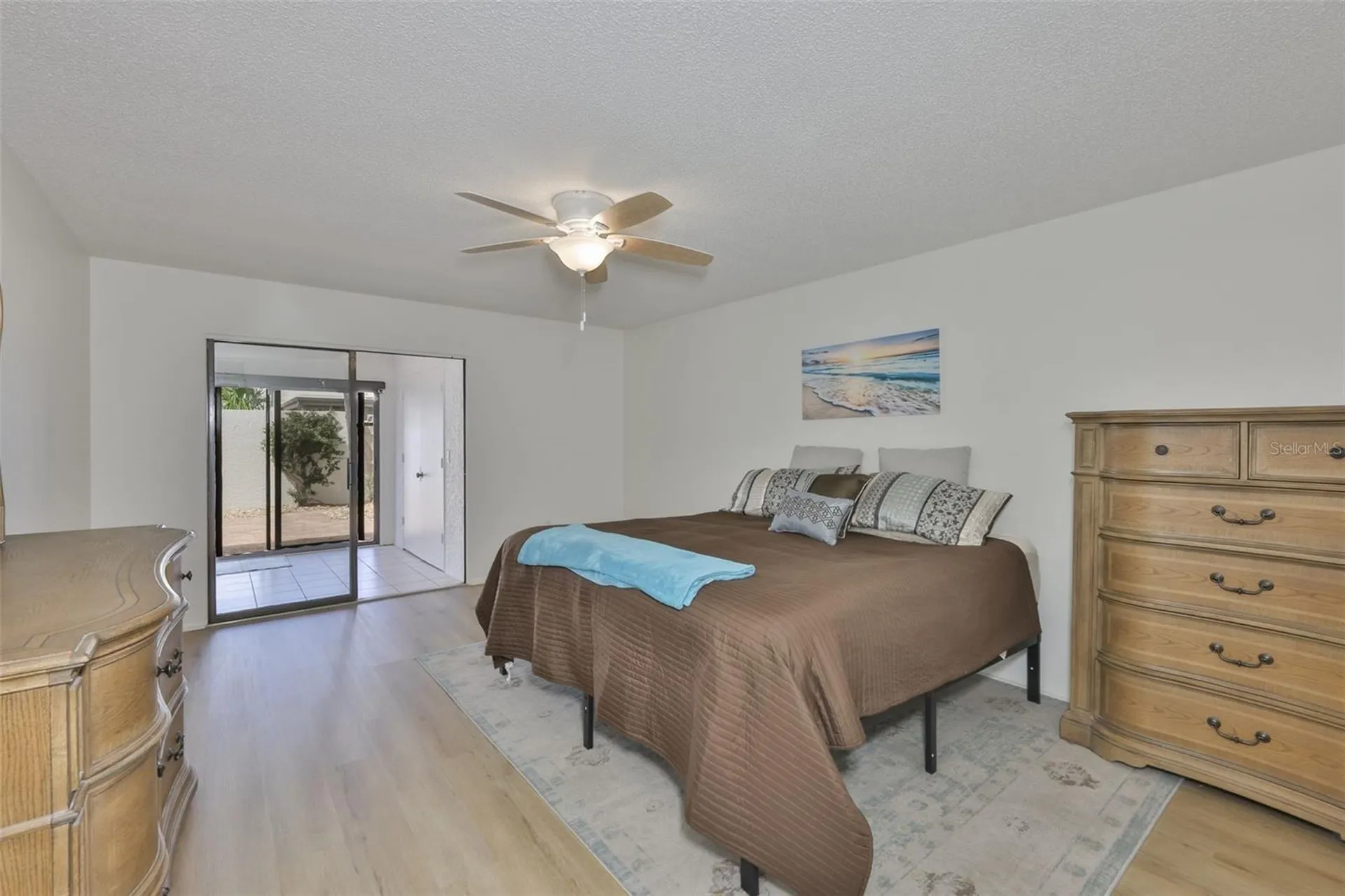 597 Lakeside Drive Bradenton FL 34210