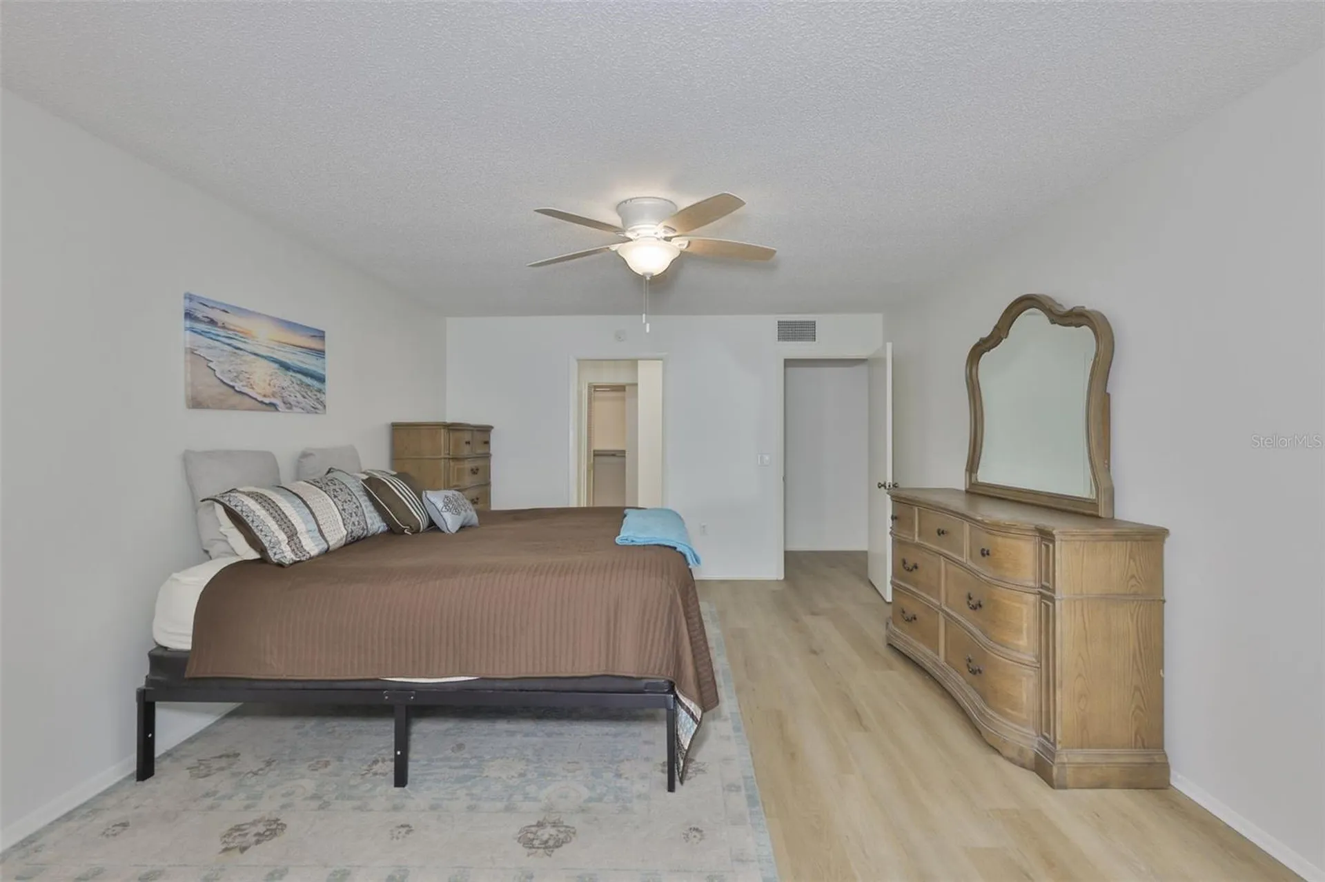 597 Lakeside Drive Bradenton FL 34210