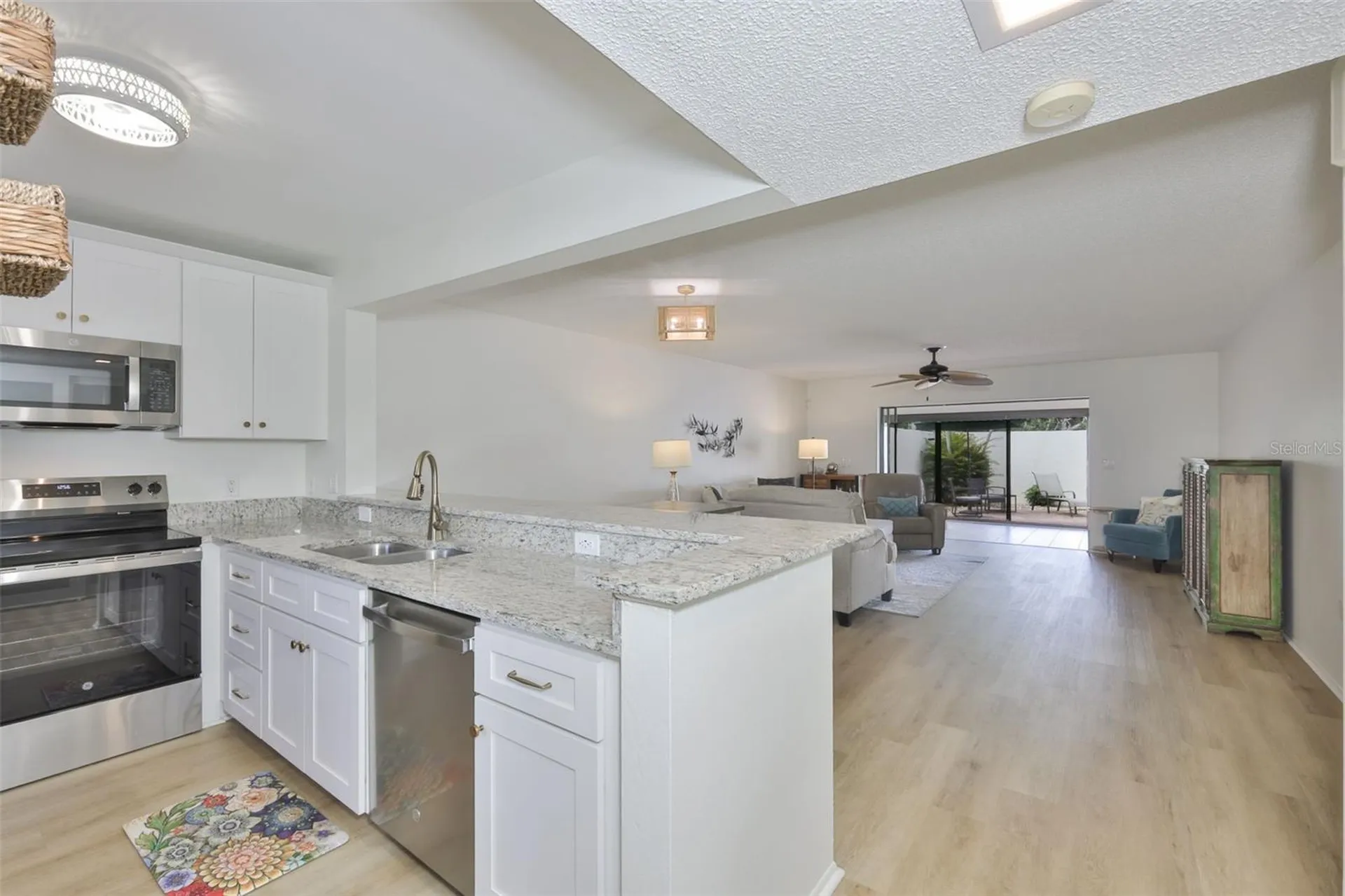 597 Lakeside Drive Bradenton FL 34210