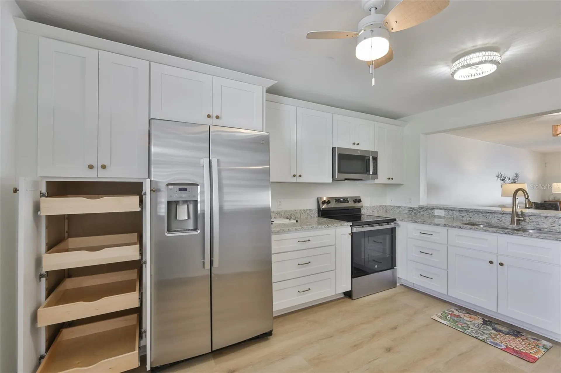 597 Lakeside Drive Bradenton FL 34210
