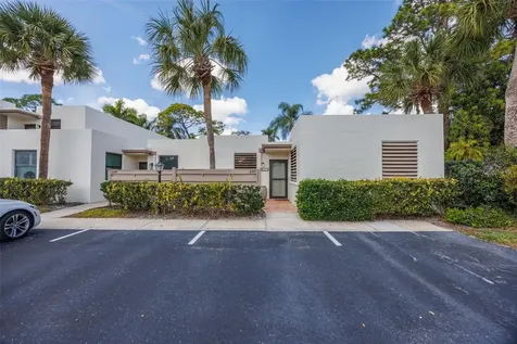 597 Lakeside Drive Bradenton FL 34210