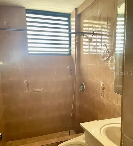 18 Marseilles San Juan PR 00907