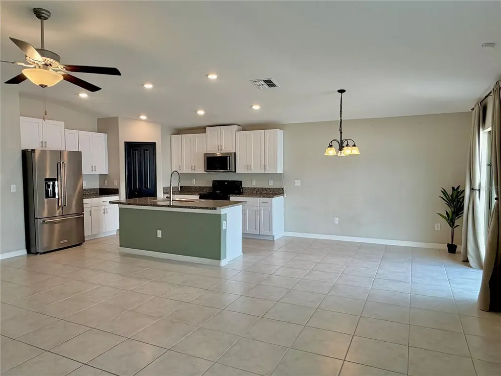 11206 Kelly Green Avenue Wimauma FL 33598