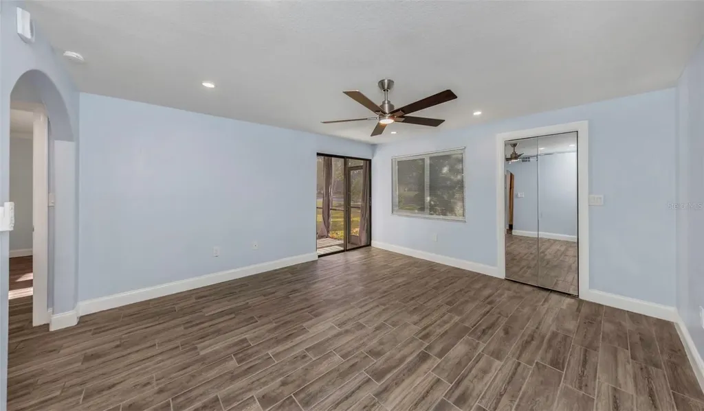 122 Caryl Way Oldsmar FL 34677