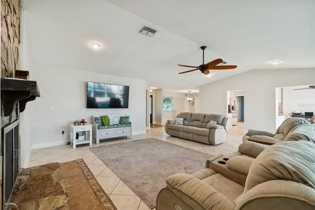 9816 San Sebastian Way Port Richey FL 34668