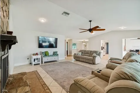 9816 San Sebastian Way Port Richey FL 34668