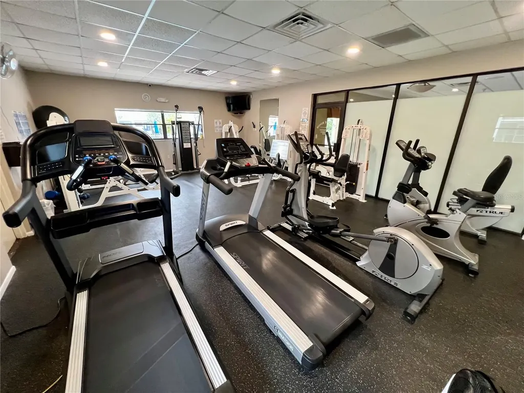 1328 Pasadena Avenue S South Pasadena FL 33707