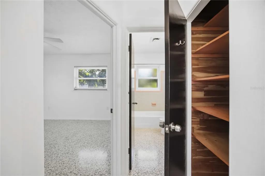 2244 Sunnyside Place Sarasota FL 34239