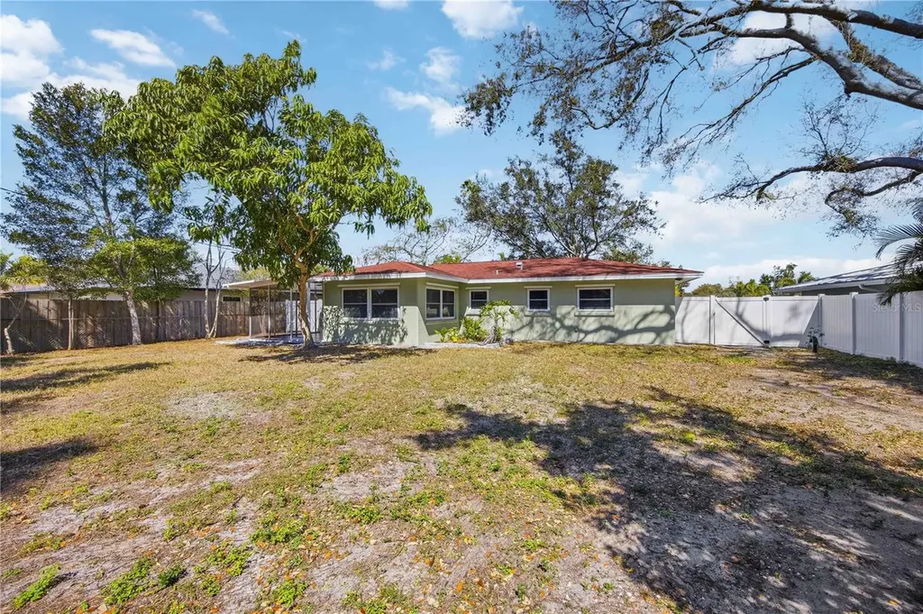 2244 Sunnyside Place Sarasota FL 34239