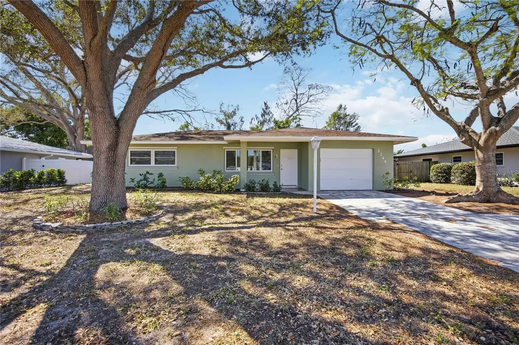 2244 Sunnyside Place Sarasota FL 34239