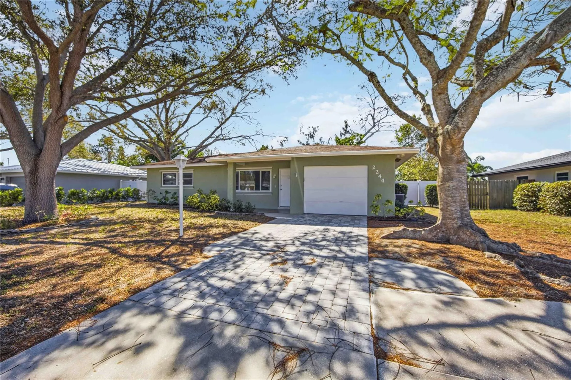 2244 Sunnyside Place Sarasota FL 34239