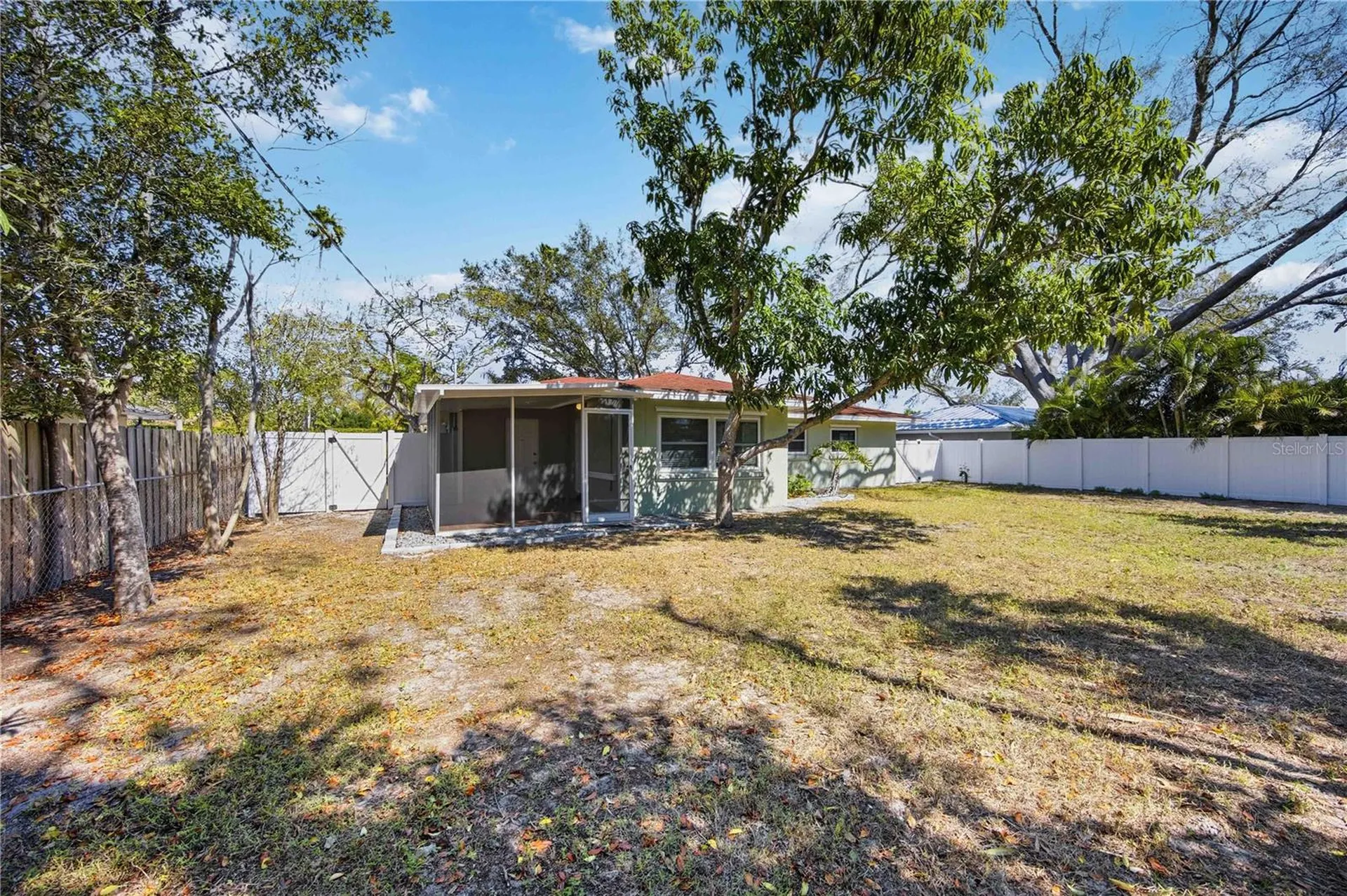 2244 Sunnyside Place Sarasota FL 34239