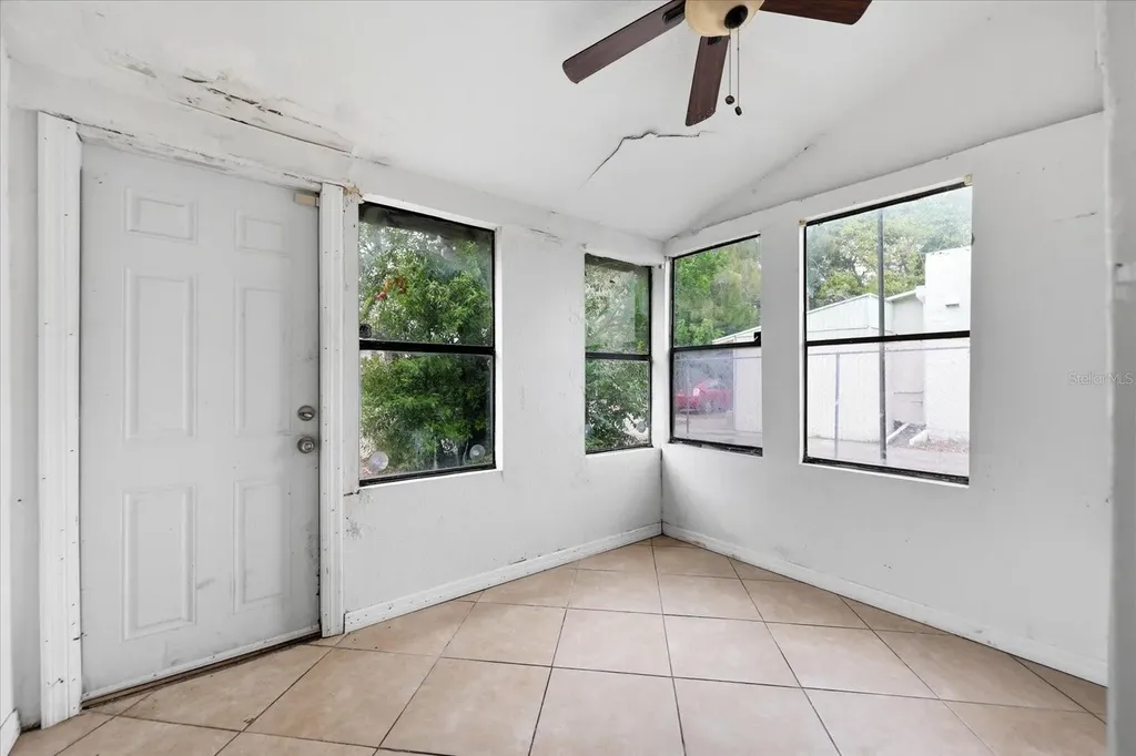 1919 Quincy Street S St Petersburg FL 33711