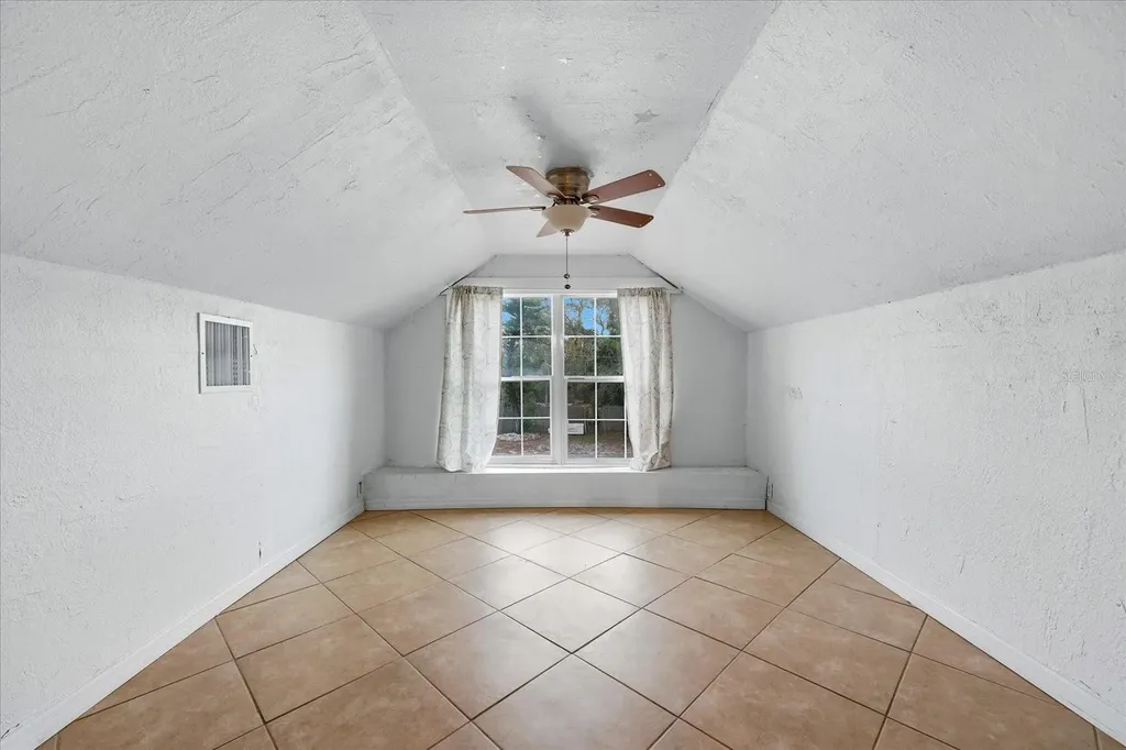 1919 Quincy Street S St Petersburg FL 33711