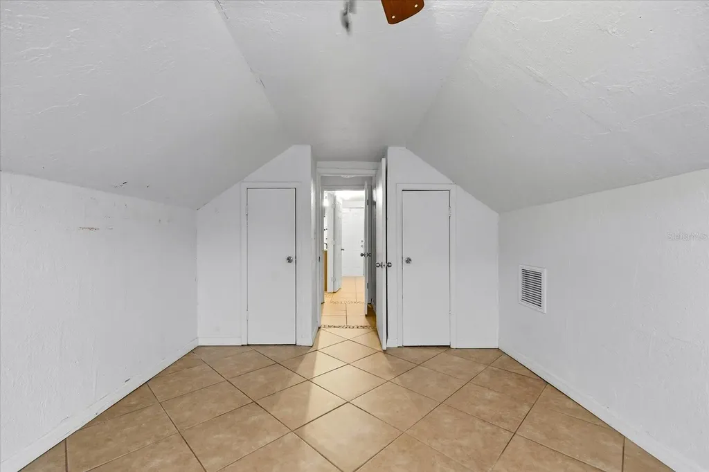 1919 Quincy Street S St Petersburg FL 33711