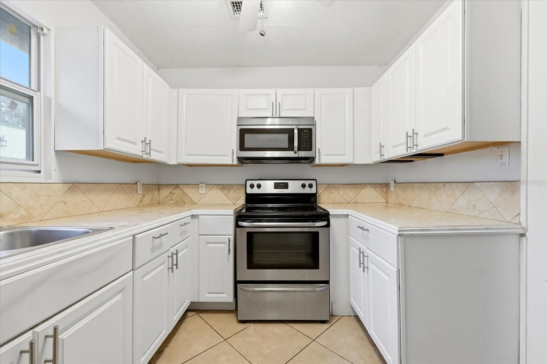 1919 Quincy Street S St Petersburg FL 33711
