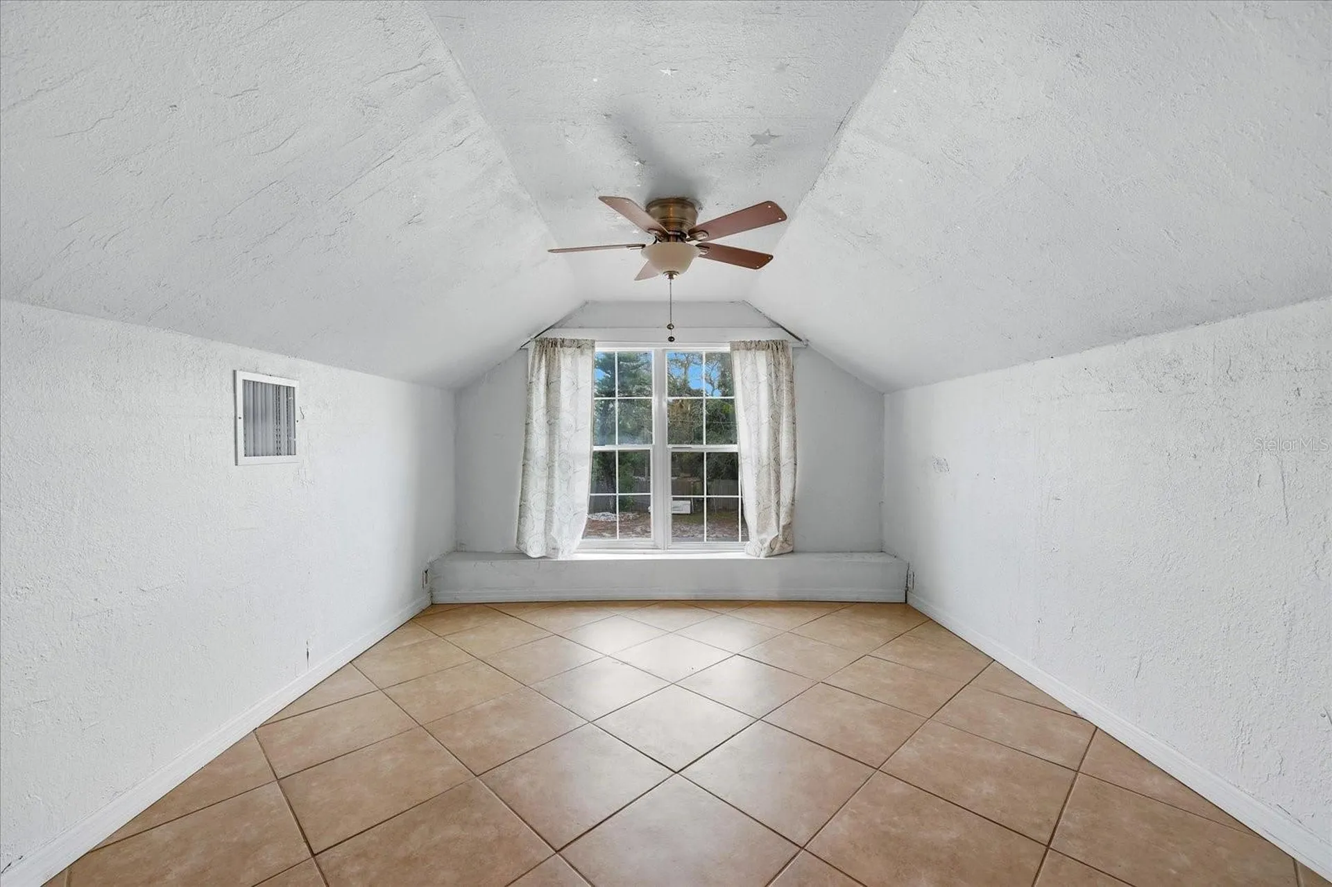 1919 Quincy Street S St Petersburg FL 33711