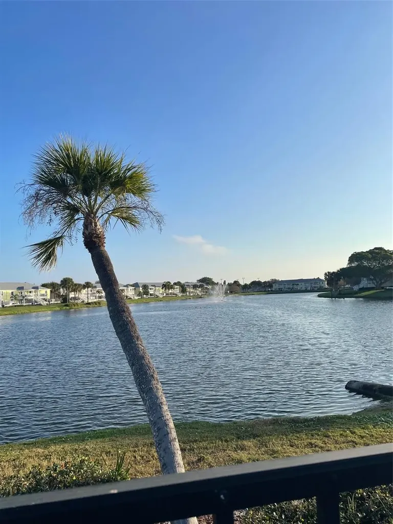 249 Pompano Drive SE St Petersburg FL 33705