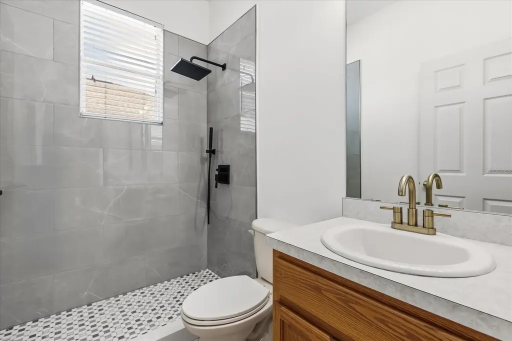 321 Burchington Drive Debary FL 32713