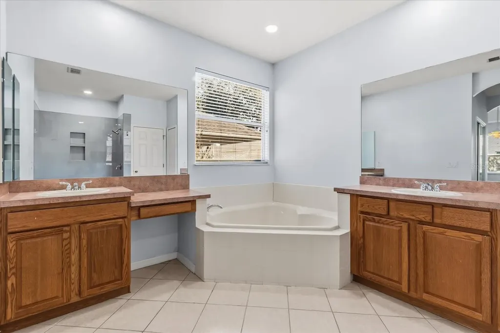 321 Burchington Drive Debary FL 32713