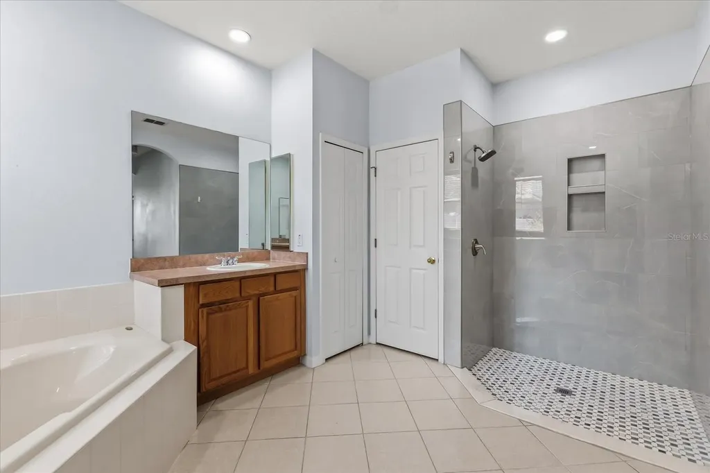 321 Burchington Drive Debary FL 32713
