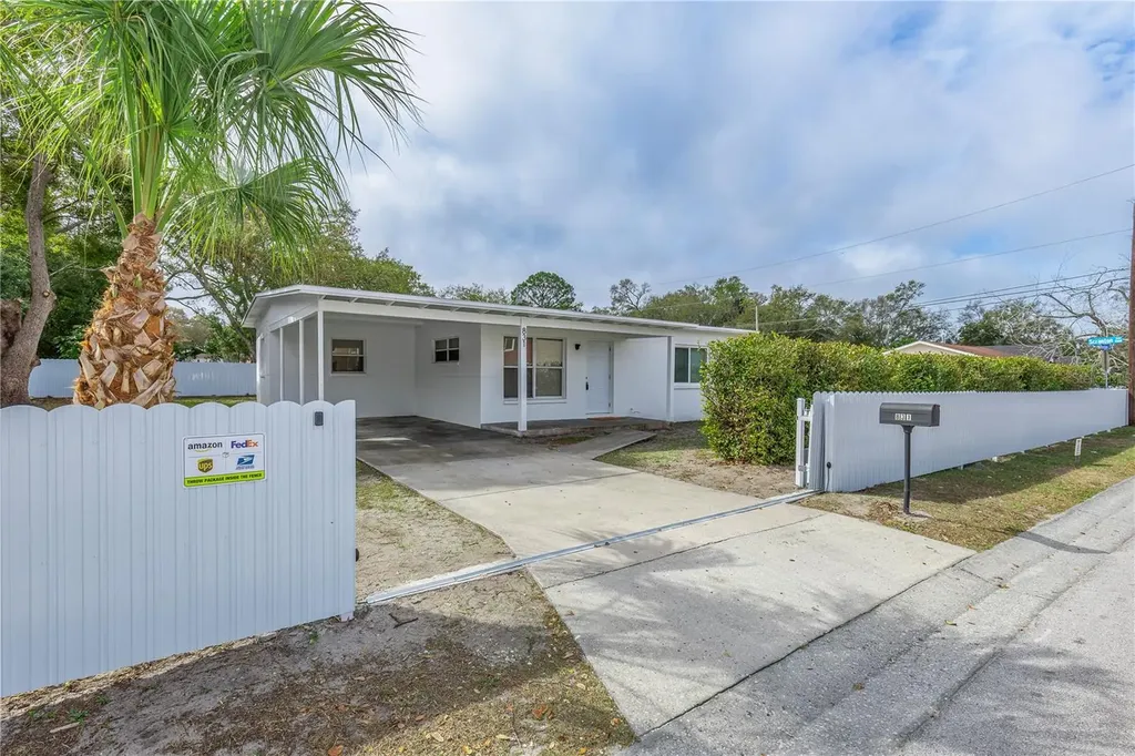 831 Woodlawn Street Clearwater FL 33756
