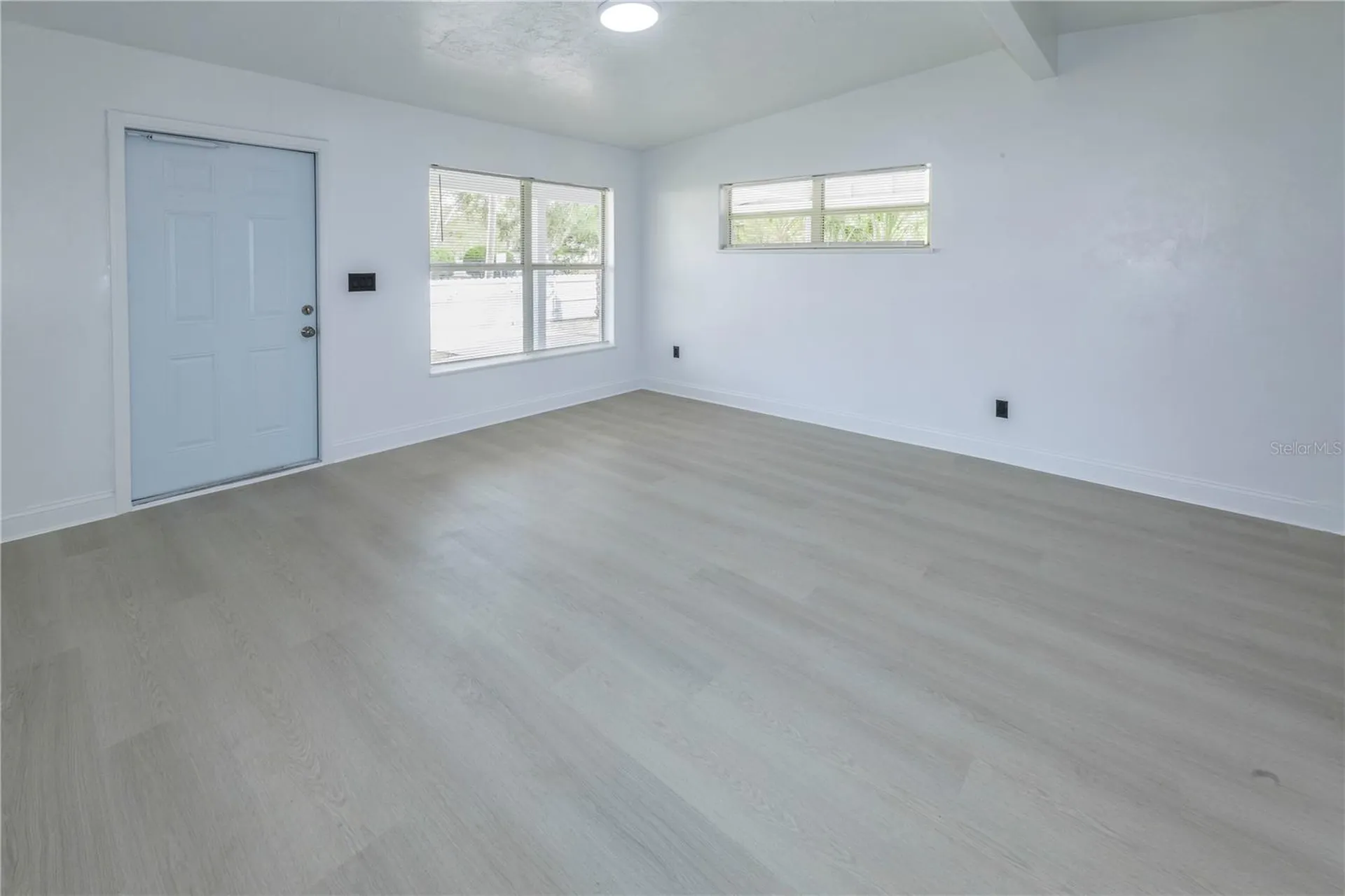 831 Woodlawn Street Clearwater FL 33756