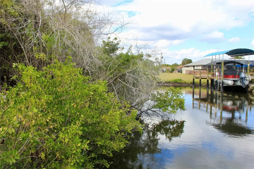 4402,4410 Bayview Street Port Charlotte FL 33948