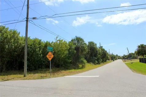 4402,4410 Bayview Street Port Charlotte FL 33948