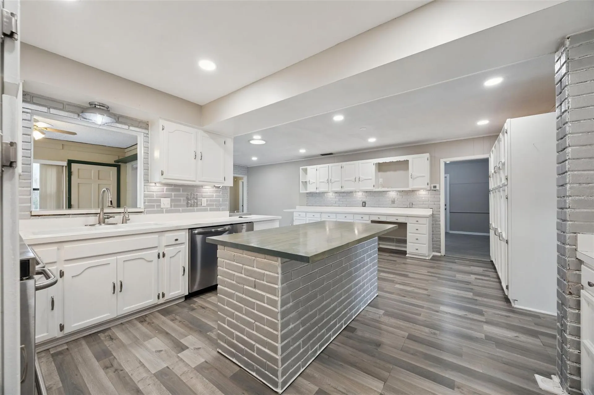 2504 Lauderdale Court Orlando FL 32805