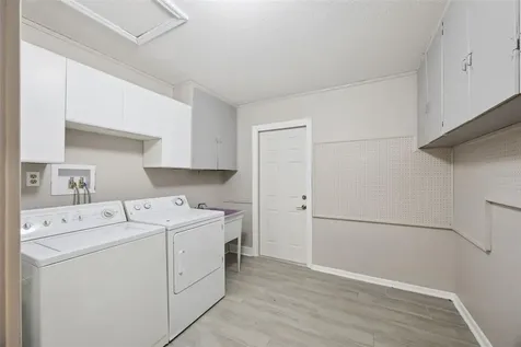 2504 Lauderdale Court Orlando FL 32805