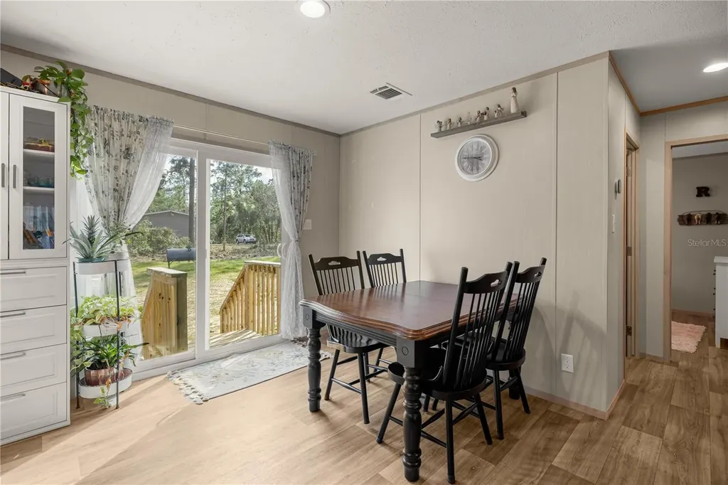 14440 SE 21st Place Morriston FL 32668