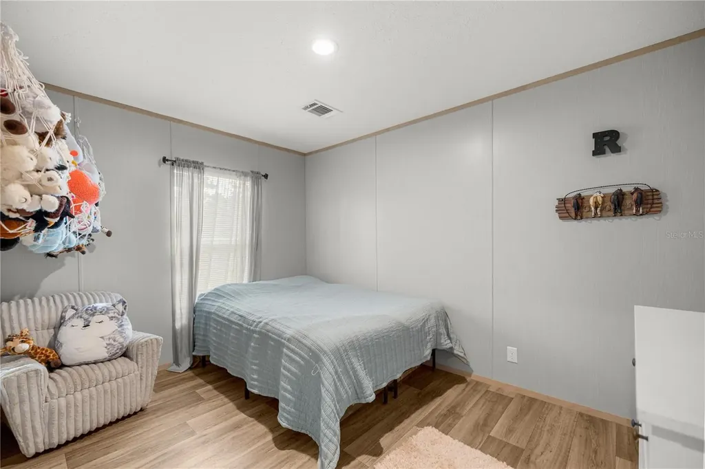 14440 SE 21st Place Morriston FL 32668