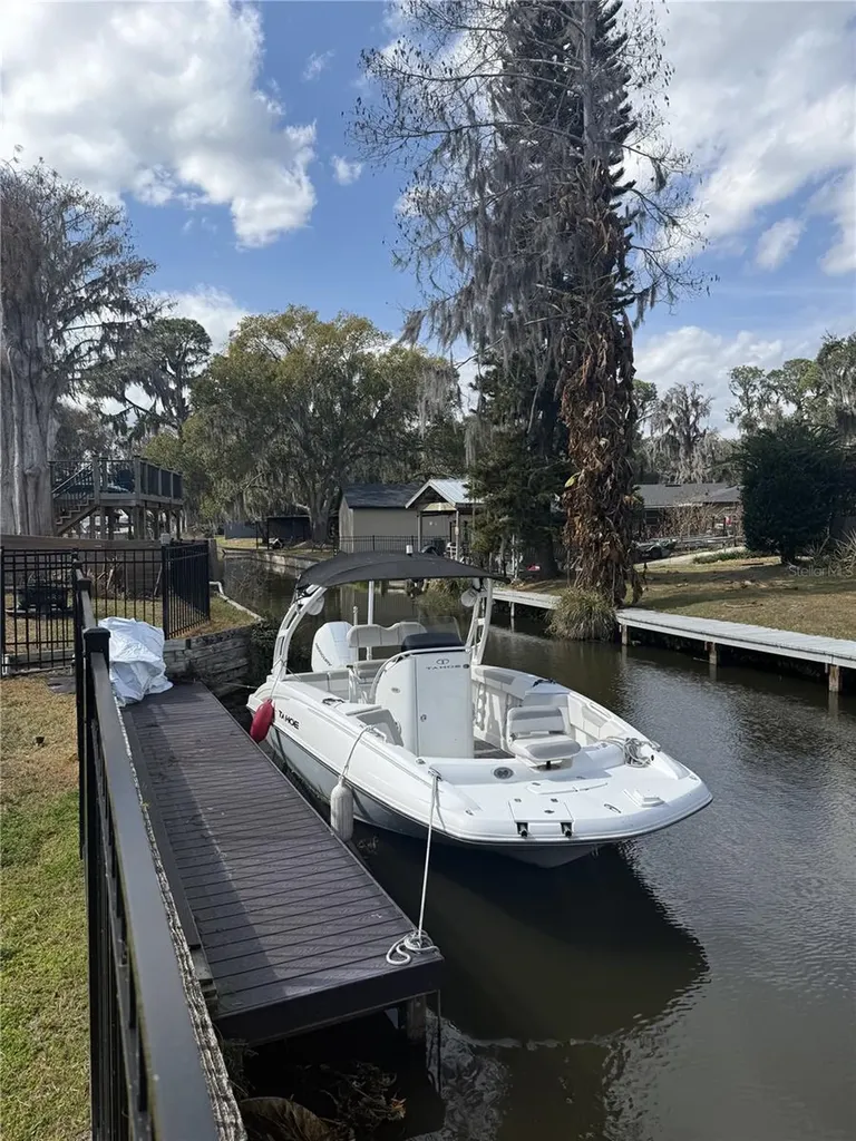 11349 Davison Lane Tavares FL 32778