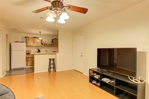 1015 SW 9th Street Gainesville FL 32601
