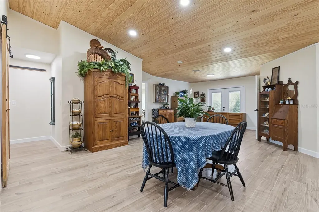 37008 Forestdel Drive Eustis FL 32736