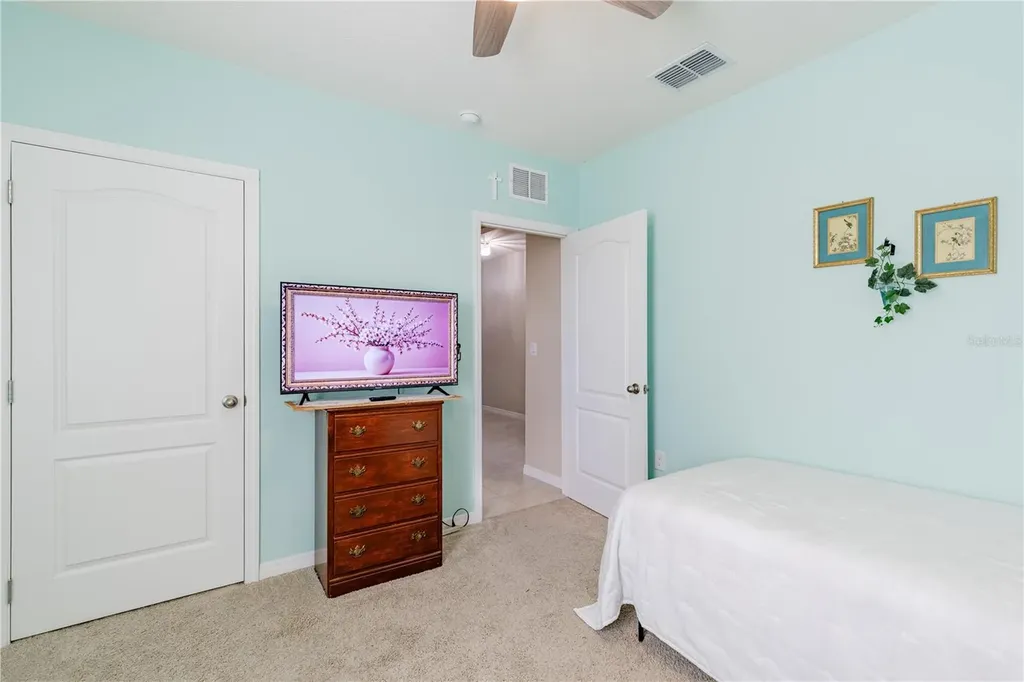 1768 Henin Circle Tavares FL 32778