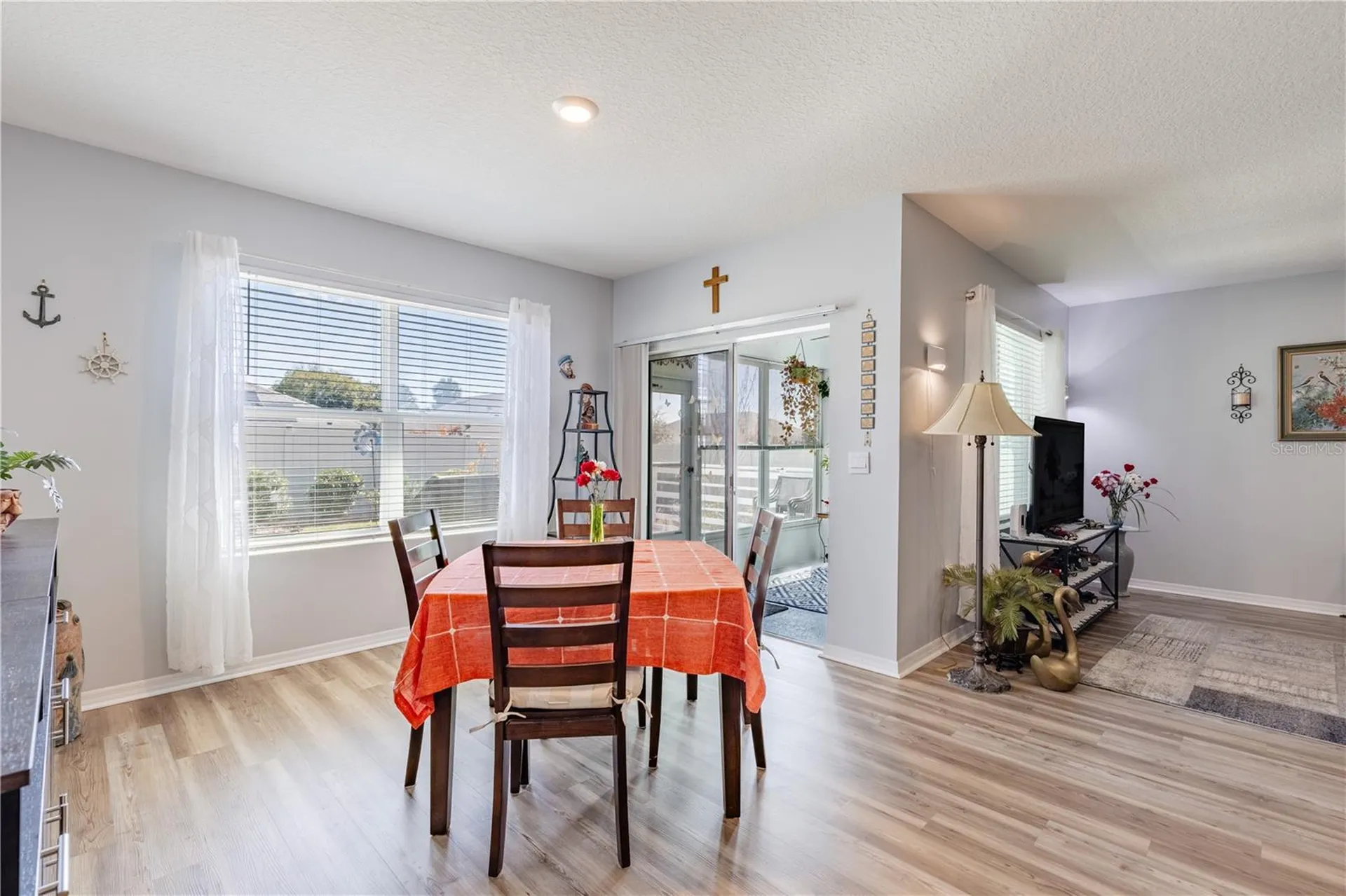 1768 Henin Circle Tavares FL 32778