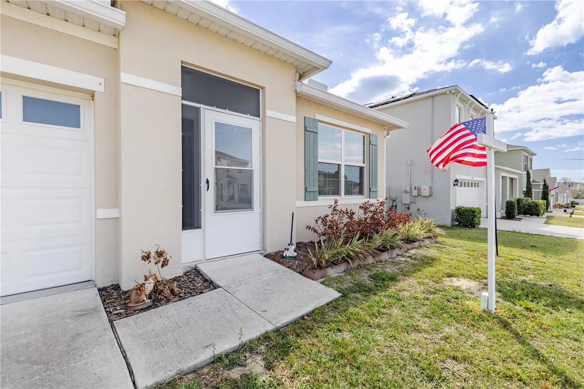 1768 Henin Circle Tavares FL 32778