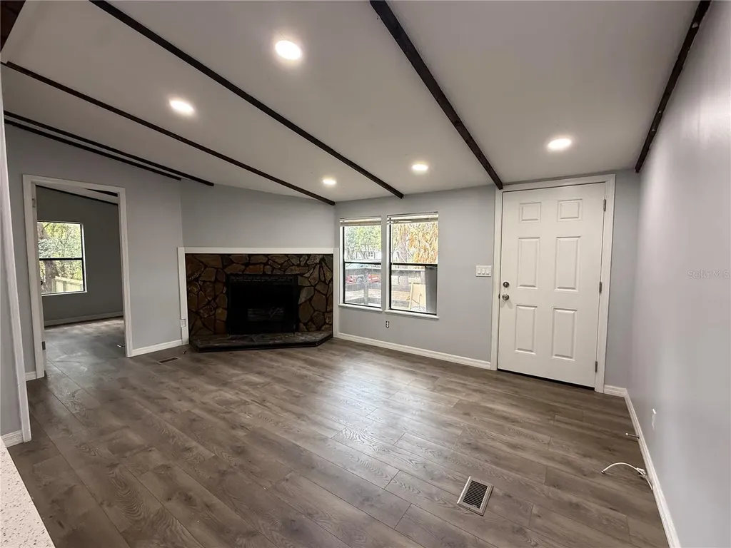 8824 Overlook Drive Wesley Chapel FL 33545