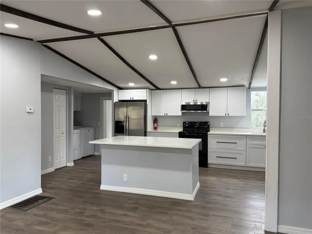 8824 Overlook Drive Wesley Chapel FL 33545