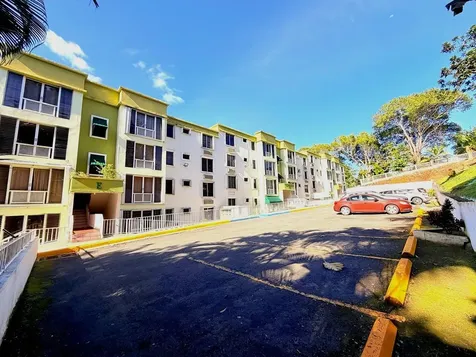 Alturas De Piedras Blanca Units D-202 Guaynabo PR 00969