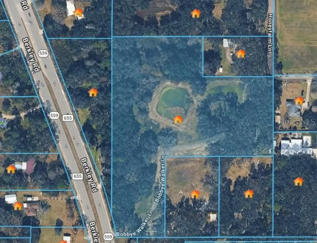 200 Bobbye Walker Lane Auburndale FL 33823